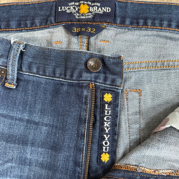 Lucky Brand Mens 361 Vintage Straight Leg Jeans Medium Wash 38x32 - Picture 2 of 8